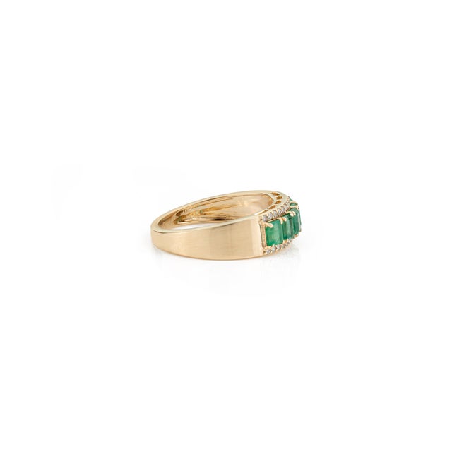 Metal 1.01ct Emerald and Diamond Statement Wide Band Ring in 14k Yellow Gold Size 4 For Sale - Image 7 of 15