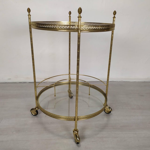 Golden Brass Bar Trolley, 1970s, in Good conditions. Designed 1970 to 1979