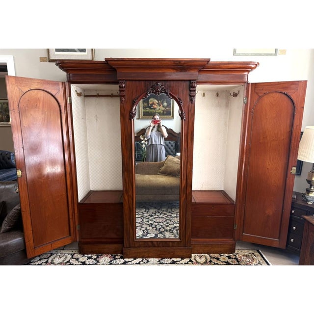 19th Century Flamed Mahogany Triple Wardrobe With Center Mirror & Fitted Interior For Sale In Raleigh - Image 6 of 18