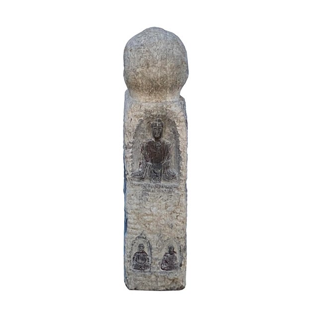 Chinese Chinese Distressed Gray Stone Carved Buddhas Display Pole Statue For Sale - Image 3 of 10