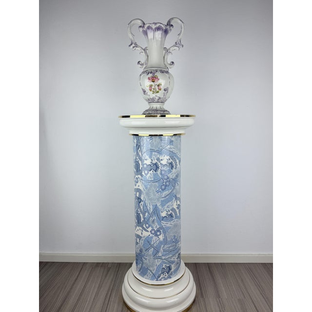 Vintage Blue and White Porcelain Column Stand with Gold Trim, 1960s For Sale - Image 6 of 10