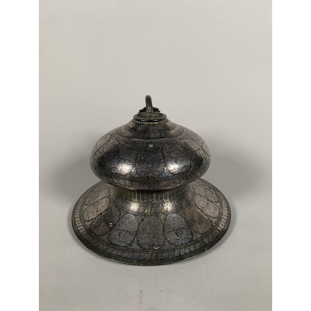 “Huqqa” Hookah Base With “Bidri” Decor India Deccan 18th Century For Sale - Image 4 of 6