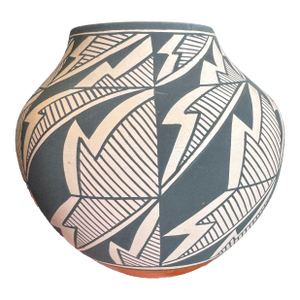 Acoma Pueblo Pottery Jar by J. Garcia — Bold Geometric Lightning Motif, Hand-Coiled, 6"