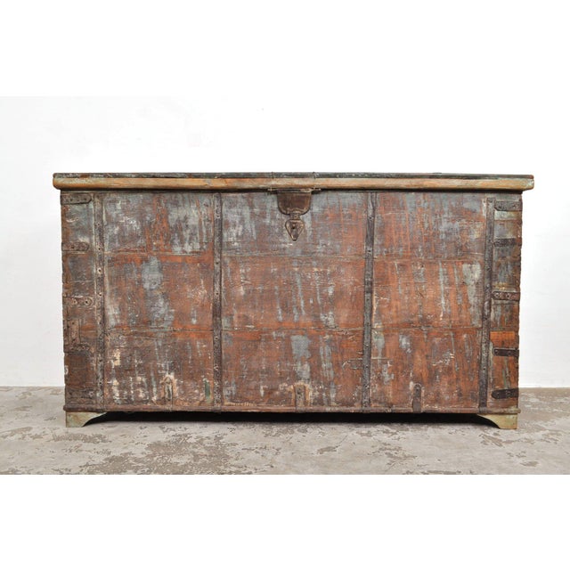 Large Indian Teak Chest, 1960s For Sale - Image 6 of 15