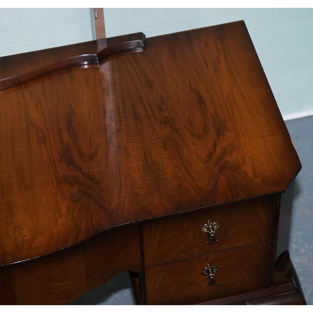 Vintage Queen Anne Style Legs Dressing Table with Large Mirror For Sale - Image 10 of 15