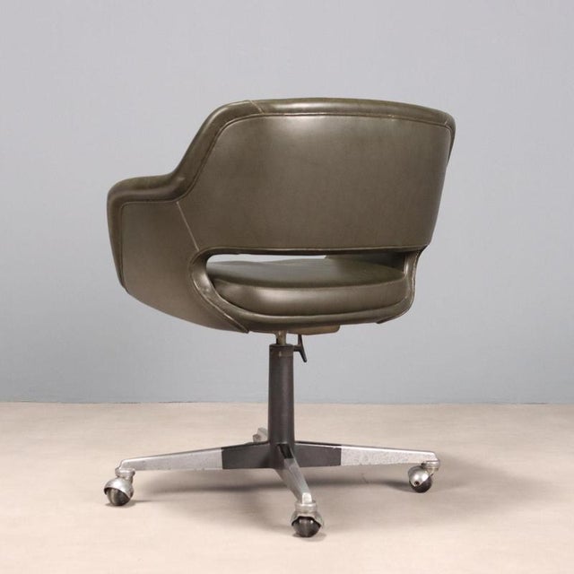 Vintage Armchair in Leatherette and Chromed Metal, 1960s For Sale - Image 10 of 12