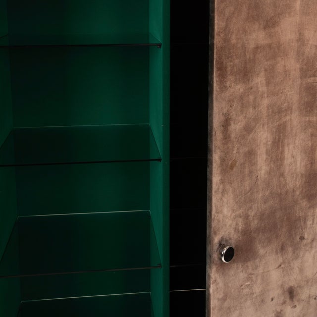 Guido Faleschini Astro Smoked Glass and Suede Cabinets for i4 Mariani, 1979, Set of 2 For Sale - Image 17 of 18