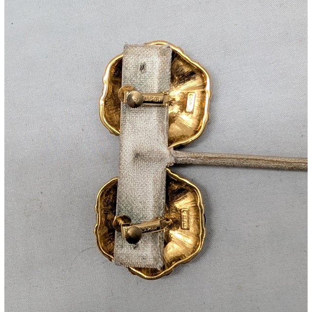 1980s Vintage 1980s Signed Napier Goldtone Cabochon Faux-Onyx Clip Earrings-2 Pieces For Sale - Image 5 of 7