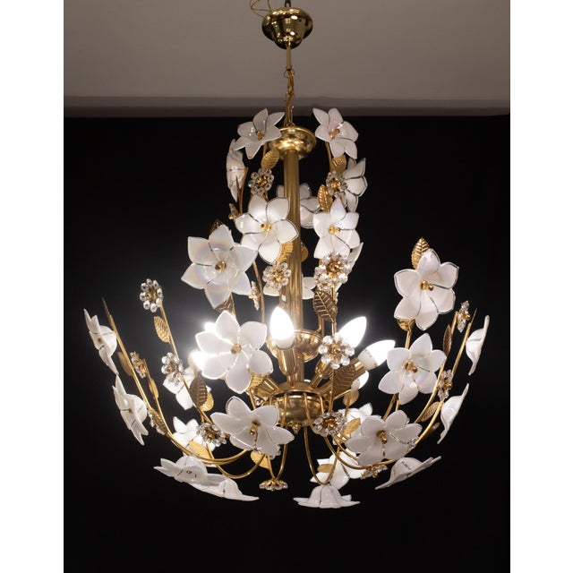 Large Vintage Murano Glass Chandelier White Flowers, 1970 For Sale - Image 4 of 12