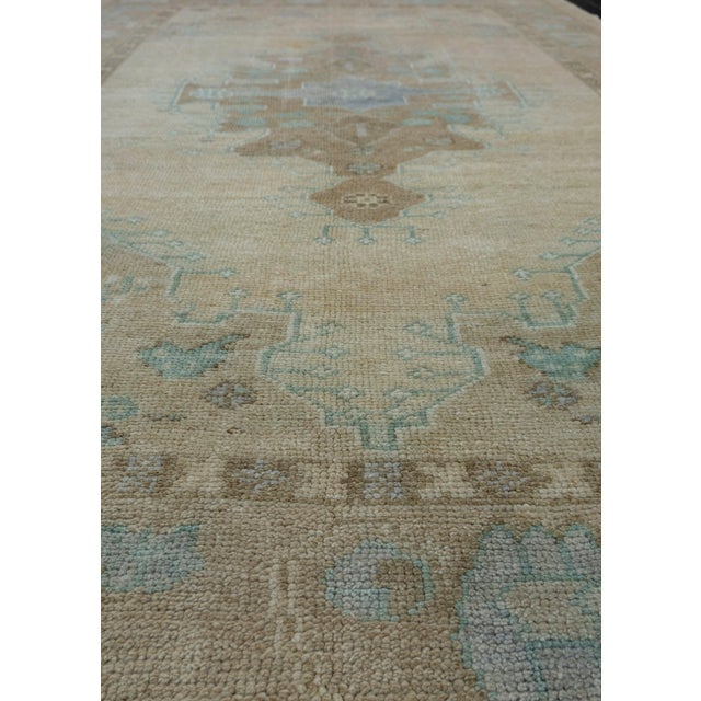 Early 21st Century Turkish Vintage Rug 4'8" x 7'7" #17503 For Sale - Image 5 of 8