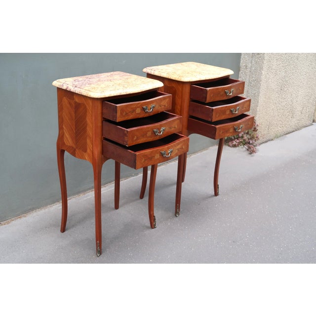 Brown Antique Pair of French Louis XV Style Inlaid Side Tables or Nightstands. For Sale - Image 8 of 13