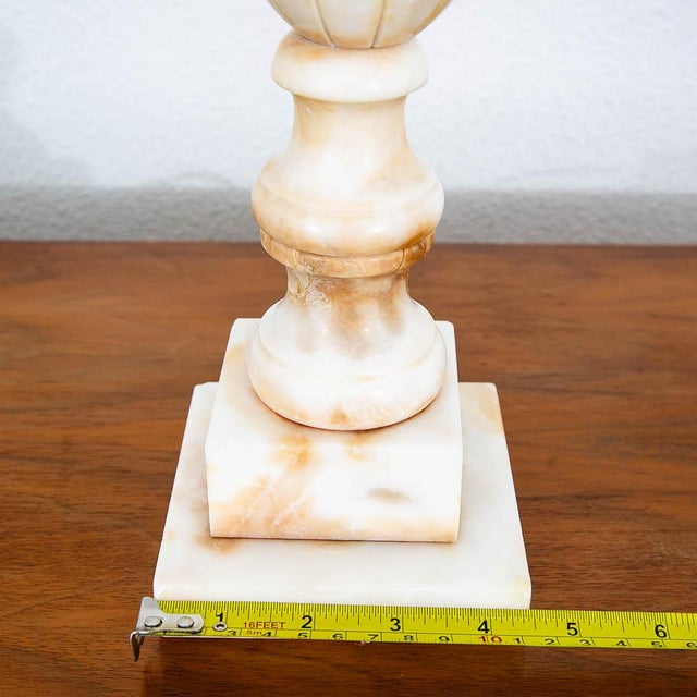 Alabaster Mid Century Modern Table Lamp Set Pair Italian Alabaster Marble White Working For Sale - Image 8 of 10
