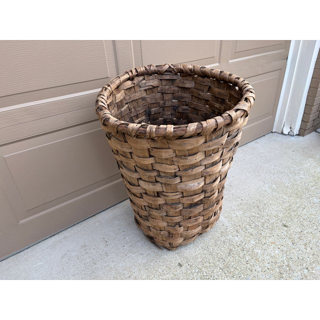 19th-Century French Splint Oak Harvest Basket With Original Weathered Patina For Sale In South Bend - Image 6 of 13