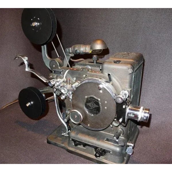 Brown 1928 Kodak KodaScope Decorative Display Model B 16mm Projector For Sale - Image 8 of 10