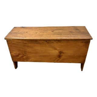 18th Century American 6 Board Pine Blanket Chest With Boot Jack Ends For Sale