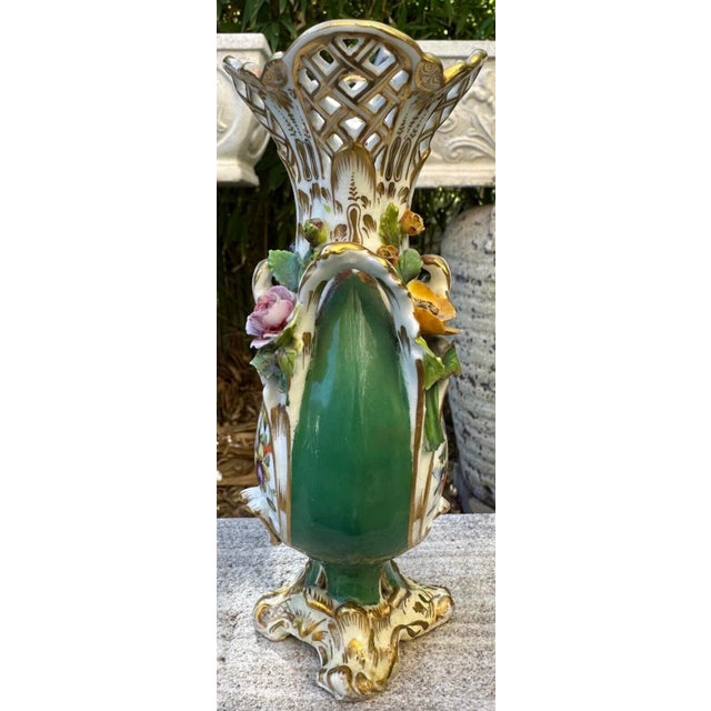 Coalport 19th Century Hand Painted Green Rococo Style Vase With Stand For Sale In San Diego - Image 6 of 12