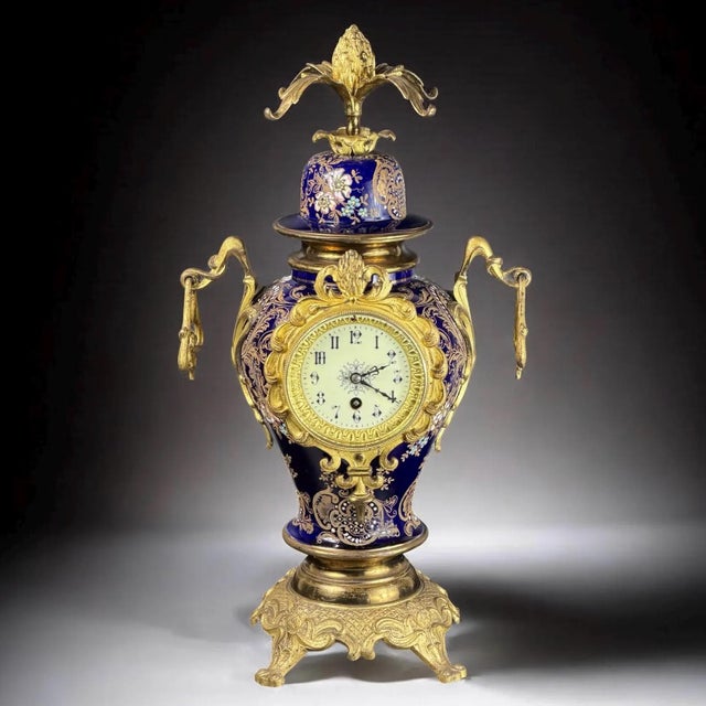 Antique French Cobalt Blue Porcelain Vase Clock with Gilt Bronze Mounts, 1890s For Sale - Image 3 of 18