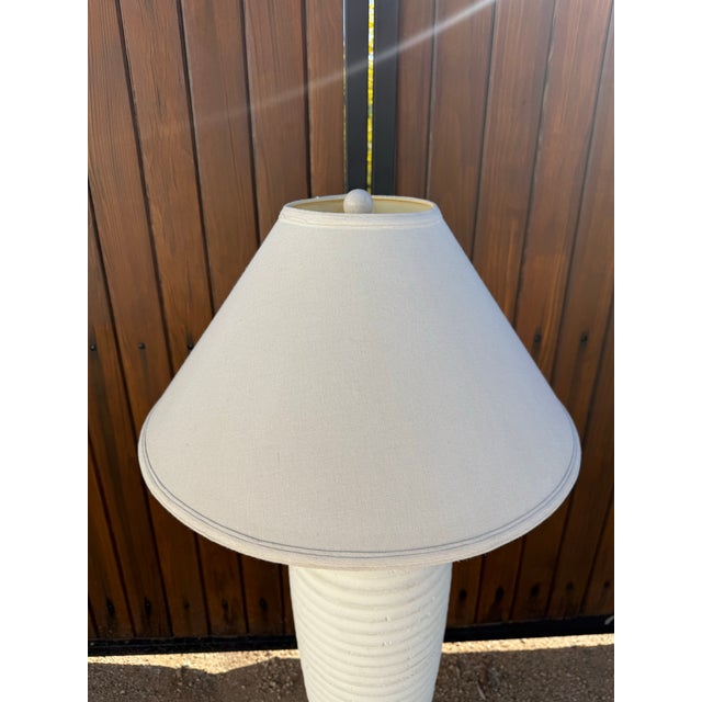 Off-white Vintage 1980s Postmodern White 1980s White Plaster Textured Ribbed Floor Lamp With Original Lamp Shade For Sale - Image 8 of 12
