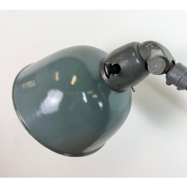 Industrial Grey Enamel Workshop Table Lamp from Siemens, 1950s For Sale - Image 12 of 18