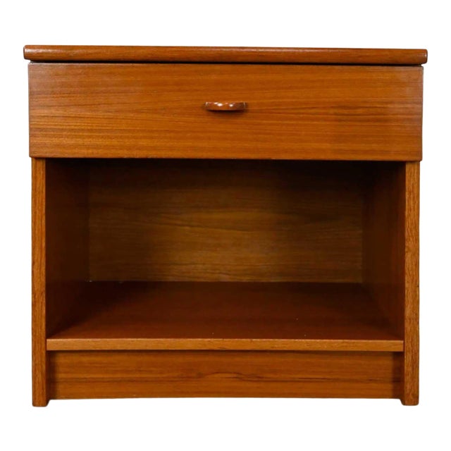 Scandinavian Modern Teak Nightstand End Table Cabinet With Drawer by Fbj Mobler For Sale