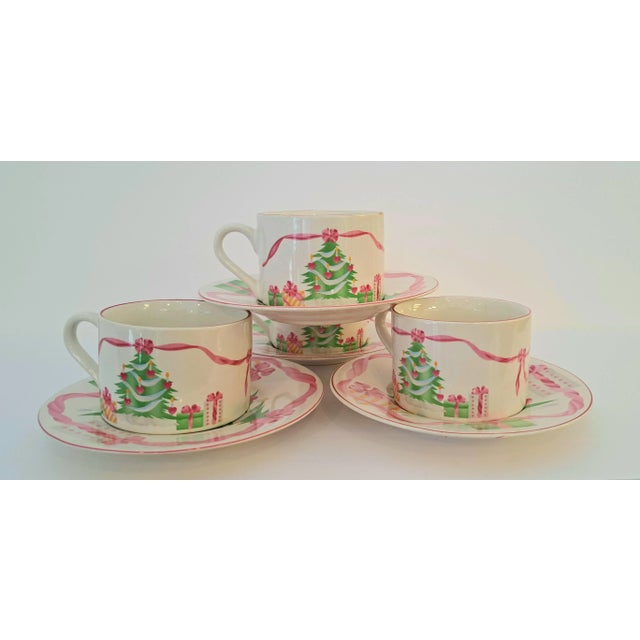 Hollywood Regency 1990s Sango "Home for Christmas" Pink and Green Cup and Saucer Sets- 8 Pieces For Sale - Image 3 of 6