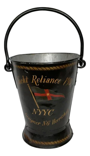 Painted Deck Bucket with Yacht Reliance