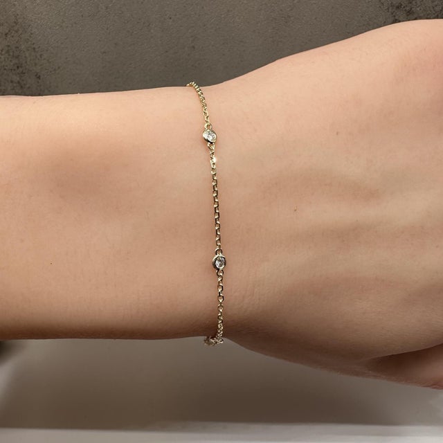 Diamond Station Bracelet in 14kt Yellow Gold – 0.15ctw, 7in, New For Sale - Image 4 of 4