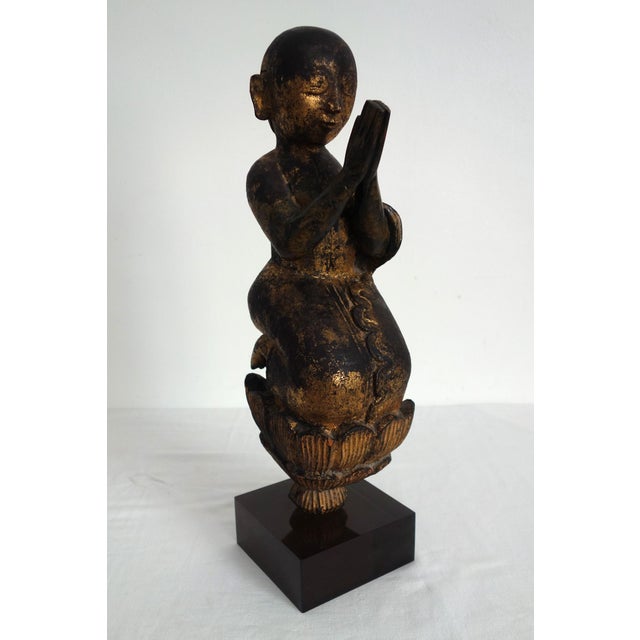 Gold-Lacquered Wooden Statuette of Worshiper in Prayer, Burma, 1920s For Sale - Image 13 of 14