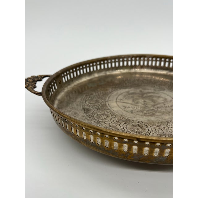 Solid Brass Saudi Arabian Footed Serving Tray For Sale In Savannah - Image 6 of 10