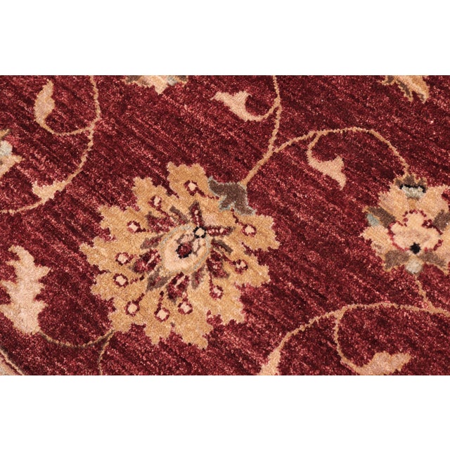 Brick Red Boho Chic Ziegler Ethelyn Red/Ivory Wool Round Rug- 8'0'' X 8'3'' For Sale - Image 8 of 10