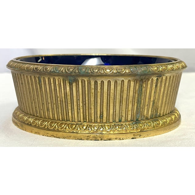 Early 20th Century Early 1900's Georgian Style Gold Plate Oval Dish With Blue Glass Liner For Sale - Image 5 of 12