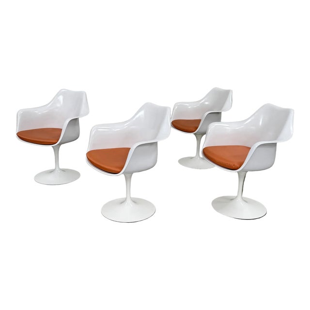Knoll Saarinen Tulip Armchair With Vinyl Seat Cushion For Sale