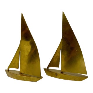 Pair of 1980s Postmodern Brass Sailboat Bookends or Sculptures, Nautical Desktop For Sale