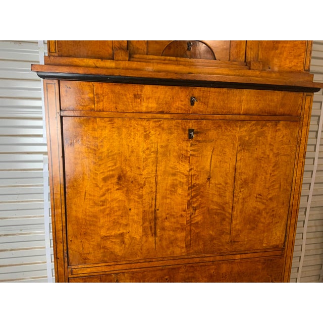 Wood Biedermeier Maple and Ebony Abbatant With Architectural Pediment For Sale - Image 7 of 12