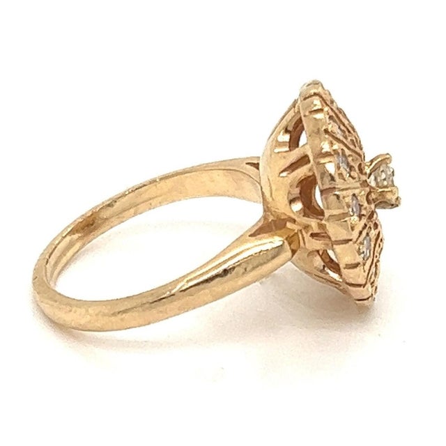 Contemporary Mid 20th Century Diamonds 14k Yellow Gold Fancy Round Floral Ring - Size 4.5 For Sale - Image 3 of 6