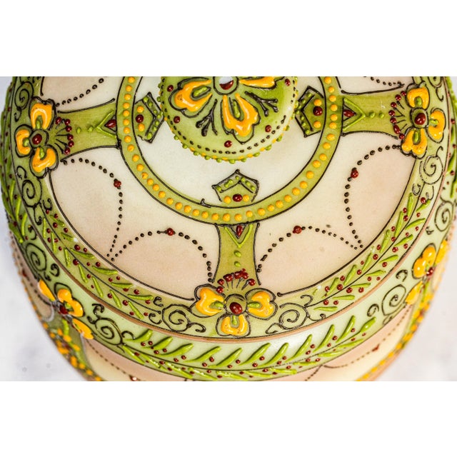 Green Rare Nippon Antique Hand Painted Native American Indian Chief Tobacco Humidor Porcelain Lidded Jar For Sale - Image 8 of 18