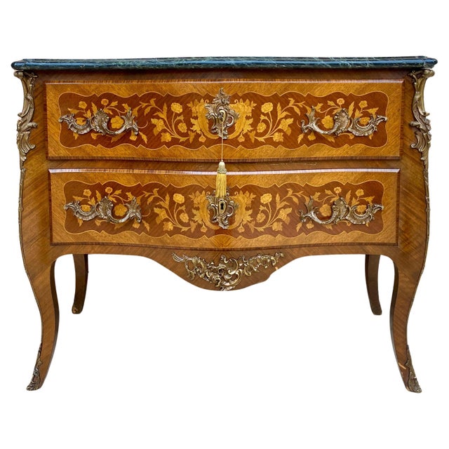 French Louis XV Style Bombé Satinwood Marquetry and Ormolu Mounted Commode, 1940 For Sale - Image 15 of 18