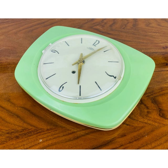 Wall Clock in Pastel Green from PRIM, 1960s For Sale - Image 6 of 8