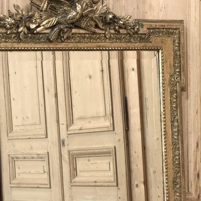 19th Century French Louis XVI Giltwood Mirror With Lovebirds For Sale - Image 9 of 18