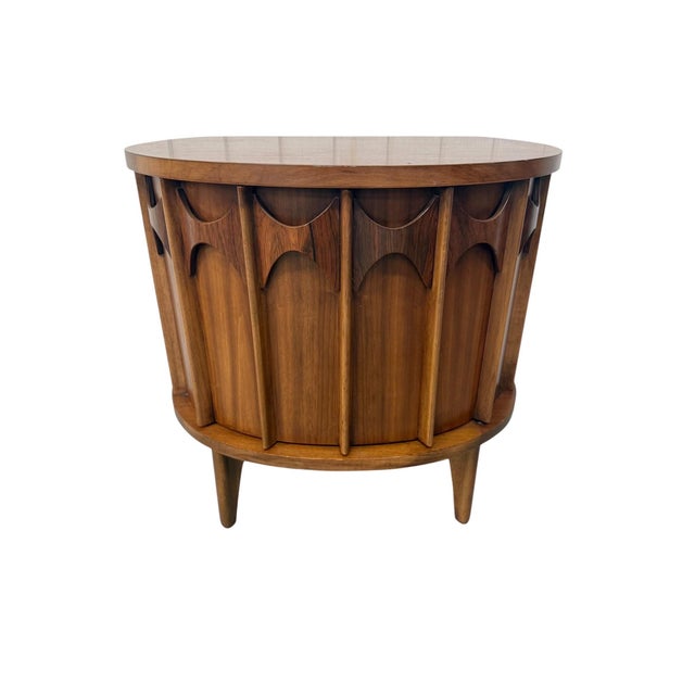 Wood Mid-Century Modern Kent Coffey "Perspecta" Walnut Commode Nightstands - Set of 2 For Sale - Image 7 of 11