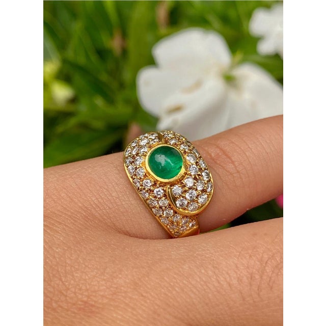 1 Carat Cabochon Natural Emerald Toi Et Moi Ring in 18k yellow gold, Size 7 For Sale In Miami - Image 6 of 8