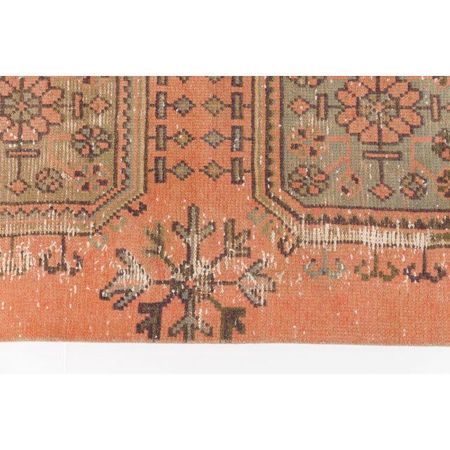 Salmon Mid 20th Century Soft Salmon & Olive Green Medallion Rug For Sale - Image 8 of 9