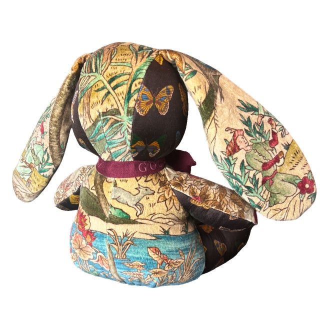 Italian Gucci Farfalle Vintage Silk Scarf Clever Bunny For Sale - Image 3 of 3