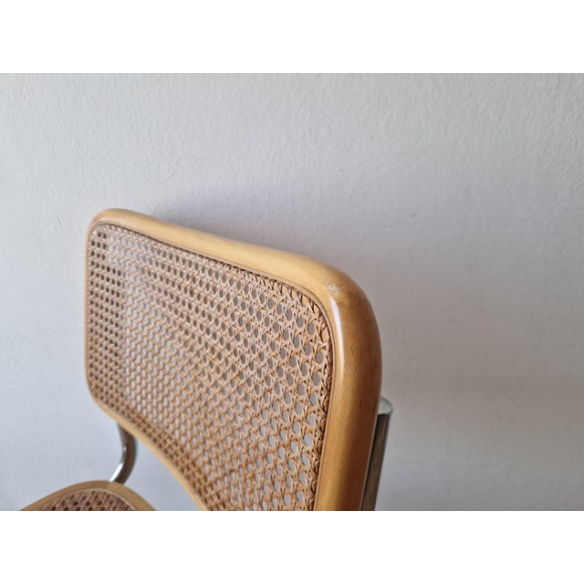 Magnificent chair inspired by the famous designer Marcel Breuer, model B32, in woven Vienna straw with a light wood frame...