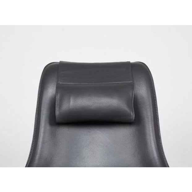 Pair of "Mart" Leather Lounge Chairs Attributed to Antonio Citterio for B&b Italia For Sale - Image 17 of 18