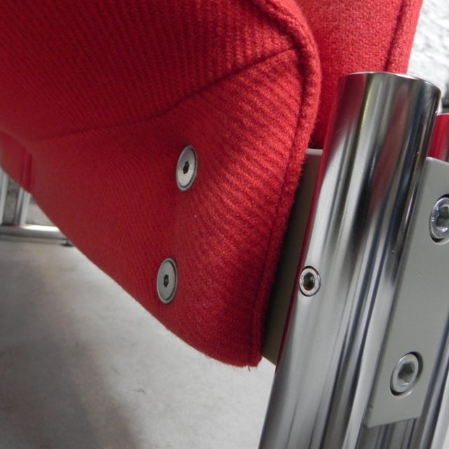 Red Vintage Sofa in the style of the Concorde from Artifort, 1970s For Sale - Image 8 of 18