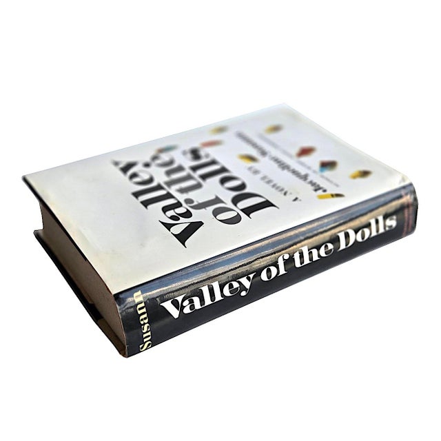 American 1966 1st Edition of Jacqueline Susann's Novel, "Valley of the Dolls" For Sale - Image 3 of 10
