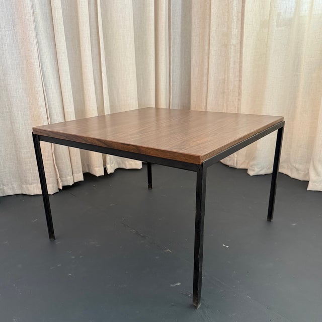 Metal 1960s Mid-Century Modern Florence Knoll Square T-Angle Faux Wood Coffee Table For Sale - Image 7 of 8