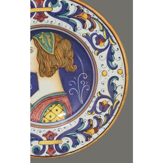 Renaissance Vintage Italian Deruta Majolica Painted Renaissance Portrait Decorative Plate #2 For Sale - Image 3 of 8