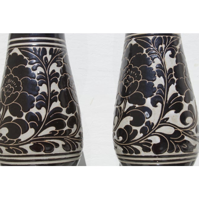 Pair of }Asian Mid 20th Century Vases For Sale - Image 4 of 8